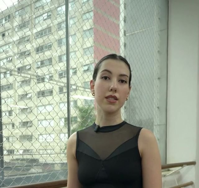 Cá Fontana, 32 anos, no estúdio